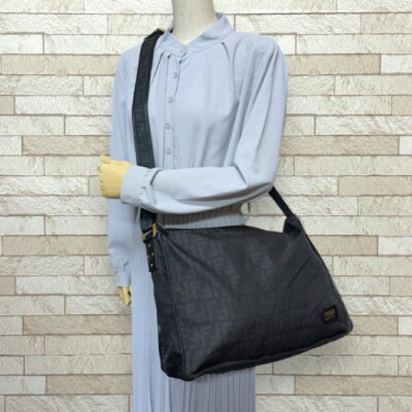 Fendi Shoulder Black Bag Zucca Nylon - Picture 1 of 9